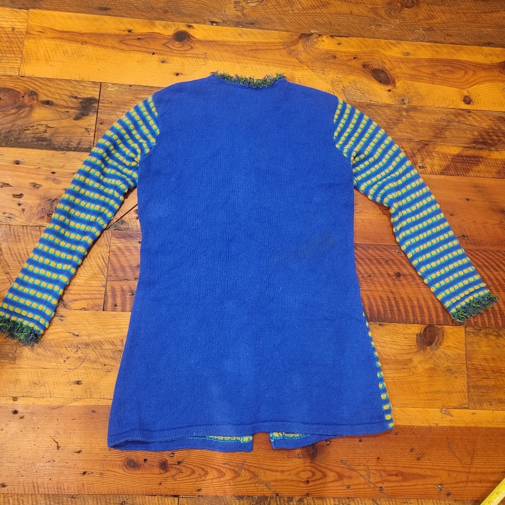 Colorful Peacock Themed Long Cardigan - Picture 15 of 15